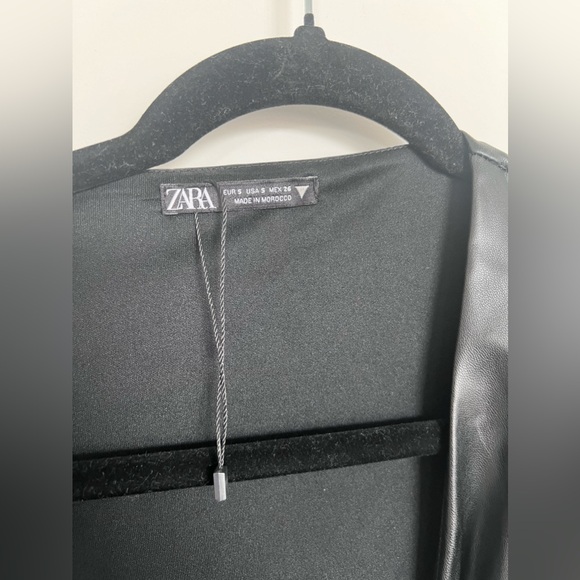 Robe noir black similicuir taille small - Picture 4 of 5